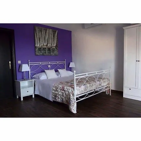 Sabioncello Apartment *