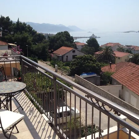 Sabioncello Apartment