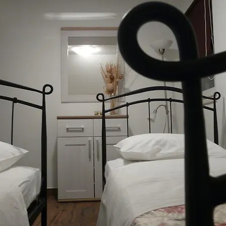 Sabioncello Apartman *
