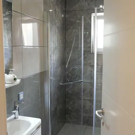 Sabioncello Apartment *